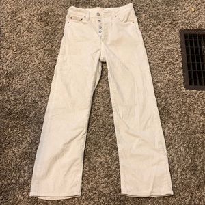 White Levi’s corduroy jeans, size 26
